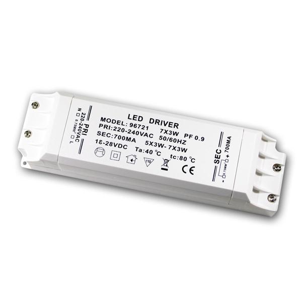 Trafo 18-28V 700mA-konstant - für 5-7 3W LEDs